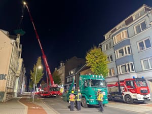 Gevelsberg: Teileinsturz eines Daches sorgt für Großeinsatz