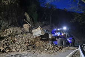 Solingen: Felsensturz am Balkhauser Weg - Straße bis auf Weiteres gesperrt