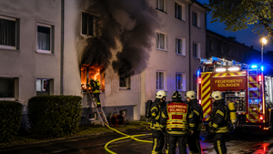 Solingen: Wohnungsbrand Zeppelinstraße